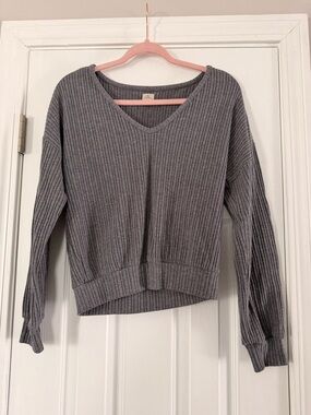 O'Neill Gray Ribbed Knit Top with Logo Plaque
